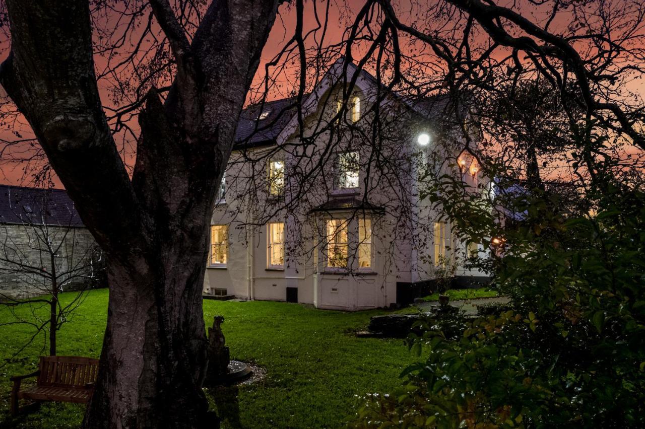 Caemorgan Mansion Hotel Cardigan Exterior photo