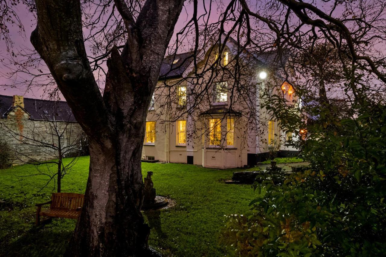 Caemorgan Mansion Hotel Cardigan Exterior photo